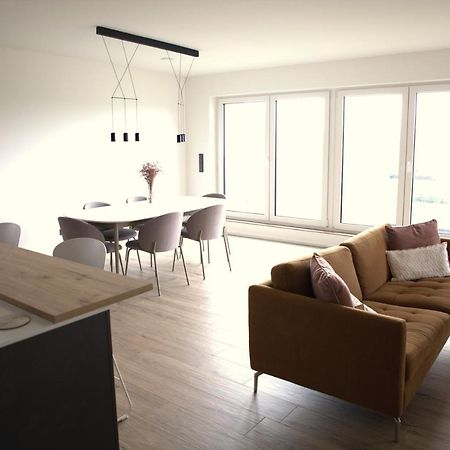Peaceful Modern 2 Bedroom Penthouse With Nice View Hesperange Exterior foto