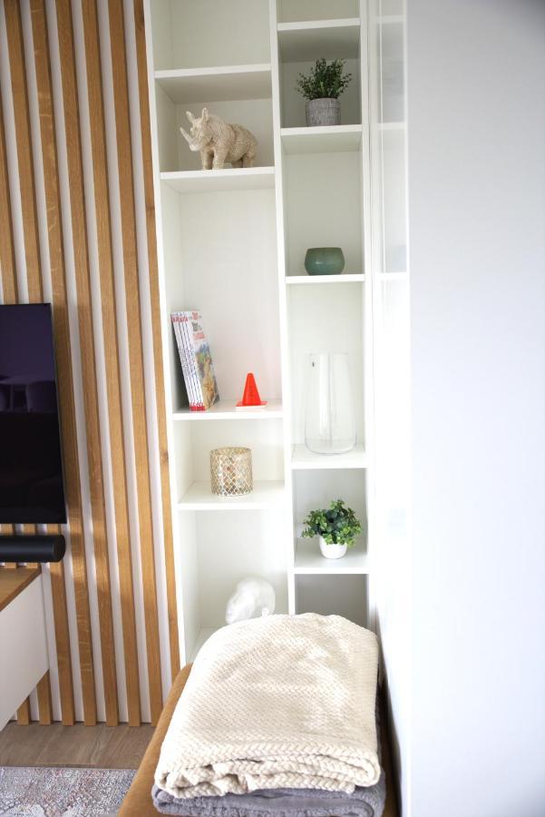 Peaceful Modern 2 Bedroom Penthouse With Nice View Hesperange Exterior foto