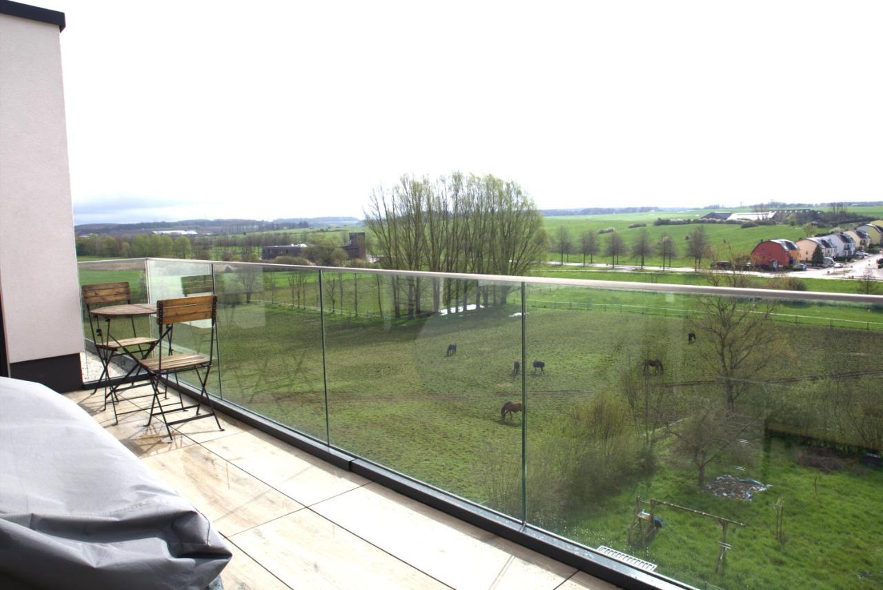 Peaceful Modern 2 Bedroom Penthouse With Nice View Hesperange Exterior foto